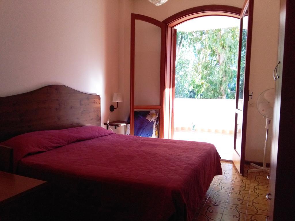 Holiday Home Recanati Giardini Naxos Luaran gambar